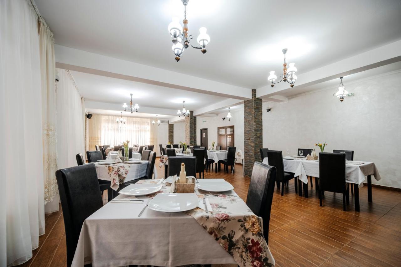 Pension Valeria Voroneţ Exterior foto